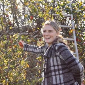 Meet your Posher, Haley